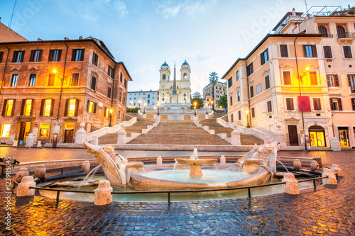 Obrazy Rzym  piazza-de-spain-w-rzymie-wlochy
