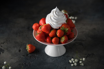 Aufkleber - Fresh strawberries with whipped cream, frozen yogurt on a dark background