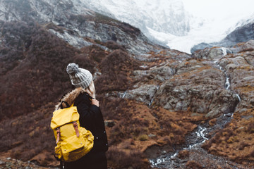 Wall Mural - traveling in mountains