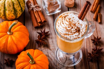 Poster - Pumpkin spice latte with whipped cream