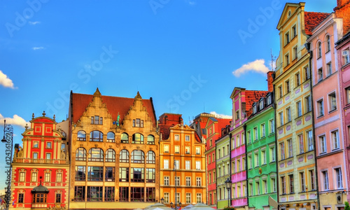 Fototapeta na szkło Kolorowe domy na rynku we Wrocławiu, Polska