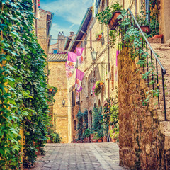 Fototapete - Alley in Italian old town Italy