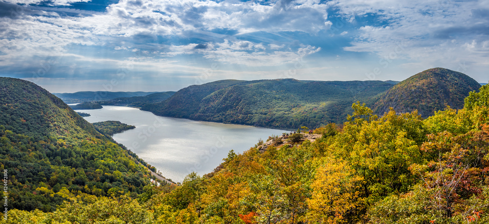 Panoramic view from Breakneck Ridge - obrazy, fototapety, plakaty 