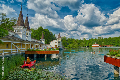 Fotografia  Heviz Thermal Lake with Hot Water in Hungary