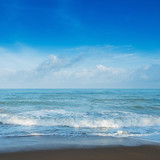 Fototapeta Na sufit - Blue sea and cloudy sky in nature