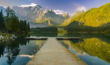 Fototapeta Fototapety pomosty - Jezioro alpejskie o poranku