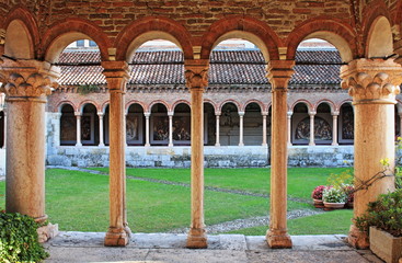 Wall Mural - Columns and arches in the medieval cloister of Saint Zeno. Verona, Italy - HDR