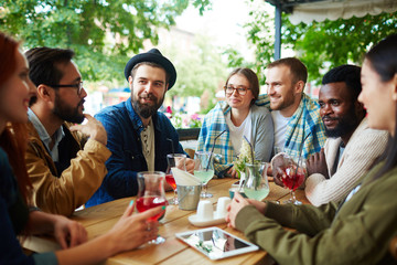 Canvas Print - Hangout of friends