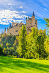 Wall Mural - Segovia, Spain. The Alcazar of Segovia early morning. Castilla y Leon.