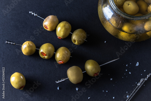 Fotografija  Colossal Spanish Queen Olives for Garnish
