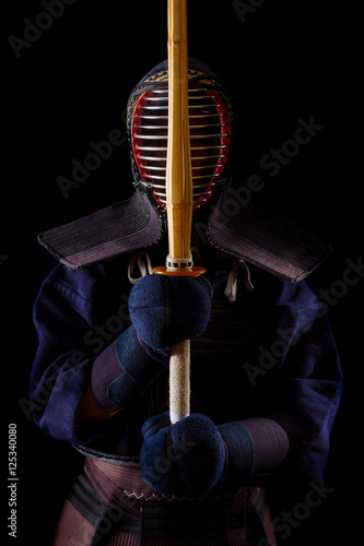 Obrazy Kendo  portret-mezczyzny-mysliwca-kendo-z-bokuto