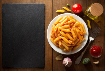 Poster - ready pasta on wood