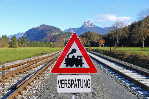Fotografie, Obraz Verspätung im Schienenverkehr. Verspätung bei der Bahn