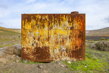 Wall Mural - rusty grunge metal background