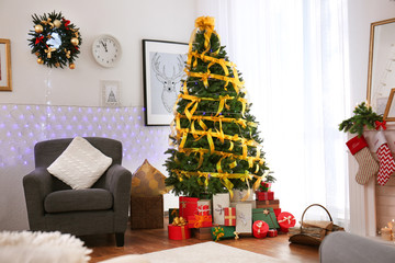 Poster - Interior of living room decorated for Christmas