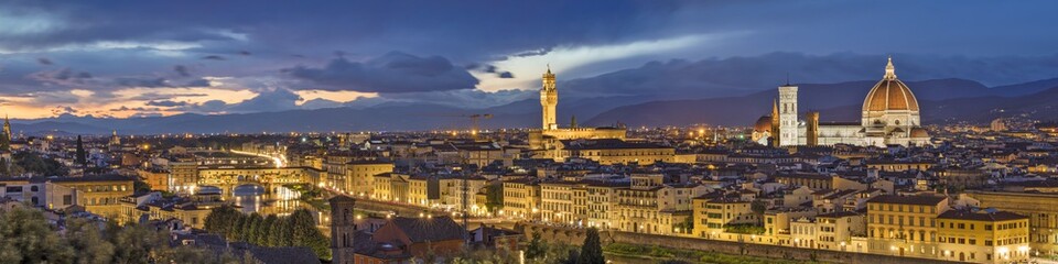 Wall Mural - golden panorama of night Florence in Italy