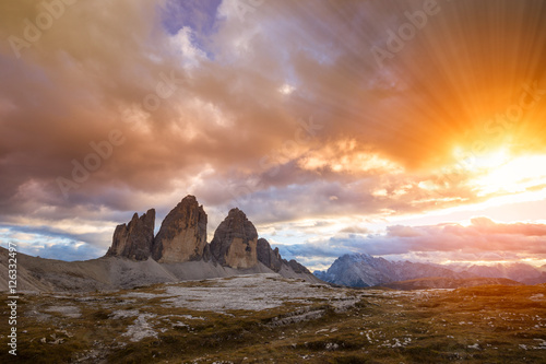 Fotografie, Tablou Tre Cime di Lavaredo " Drei Zinnen " in Dolomite Alps