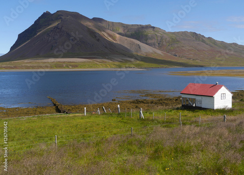 Einsames Haus Am Kolgrafafjordur Auf Snaefellsnes In Island Buy