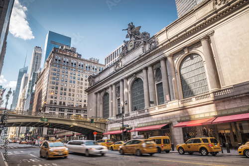 Fotomural Grand Central Terminal with traffic, New York City