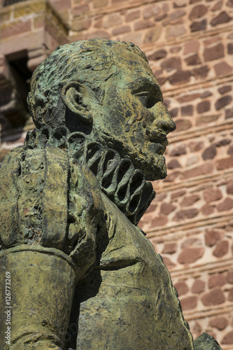 Fotografie, Obraz Estatua de Miguel de Cervantes (Alcázar de San Juan)