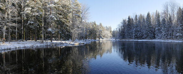 Wall Mural - River landscape in winter