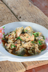 Canvas Print - Stir-fried frog and basil on wooden