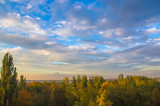 Fototapeta Tęcza - urban autumn landscape