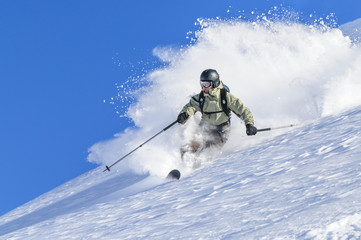 Telemarker beim Powdern