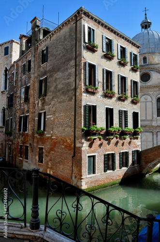 Fotomural Venecia, palacio antiguo y canales