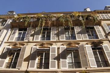 Canvas Print - Façade d'immeuble à Paris