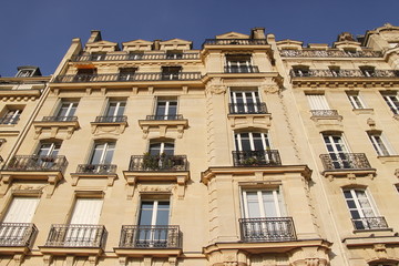 Canvas Print - Façade d'immeuble à Paris	