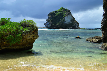 The tropical island of Saipan. The island called Bird.