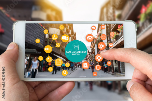Fotografía Data Management Platform (DMP) , Marketing and crm concept