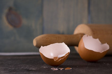 Rolling Pin With Eggs