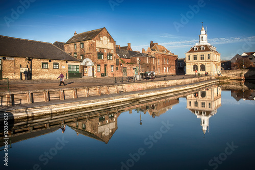 Cuadros en Lienzo KINGS LYNN PURFLEET QUAY IN NORFOLK UK: October 2016 - Used to be the home of Cu