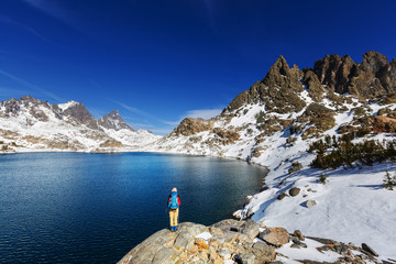 Wall Mural - Minaret lake