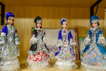 Variuos souvenir dolls