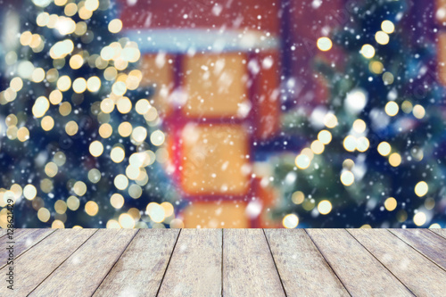 Fotografía Fondo de vacaciones de Navidad con mesa de madera vacía