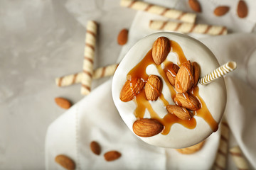 Canvas Print - Fresh tasty cocktail and sweets on napkin, top view