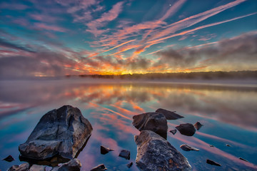 Canvas Print - Foggy pre-sunrise skies over the lake in Nockamixon State Park located in Bucks County Pennsylvania.