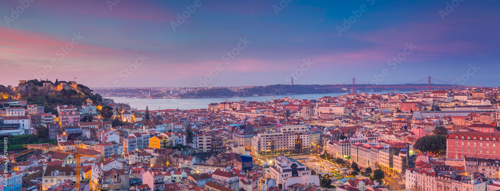 Lisbon Panorama Sunrise. Image of Lisbon, Portugal during dramatic sunrise. - obrazy, fototapety, plakaty 