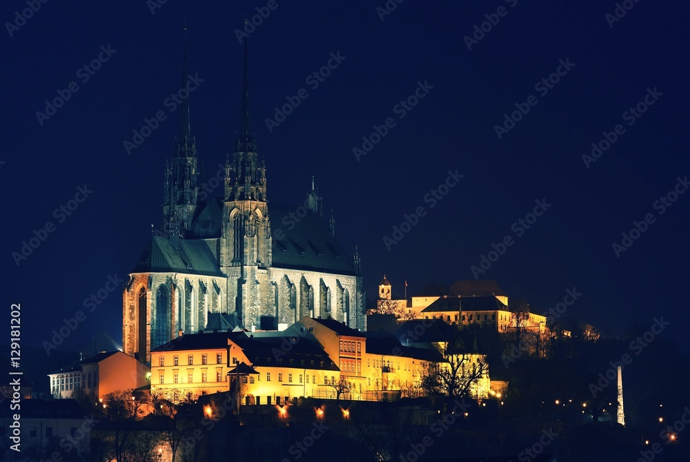 Obraz na płótnie Night Photography. Petrov - St. Peters and Paul church in Brno city.Urban old architecture. Central Europe Czech Republic. w salonie
