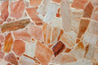 revêtement mural en pierres de quartzite rose