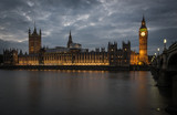 Fototapeta Londyn - Big Ben und Westminster Parliament am Abend