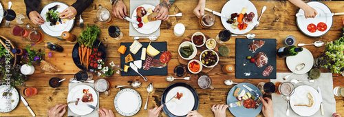 Fotomural Group Of People Dining Concept