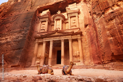 Al Khazneh - the treasury, ancient city of Petra, Jordan Poster Mural XXL