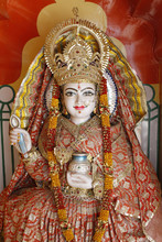 Statue Of The Hindu Goddess Annapurna (Parvati) Giving Food, Lakshman Temple, Rishikesh, Uttarakhand