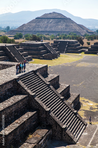 Photographie Prehispanic temple in the archeological city of Teotihuacan, Mexico
