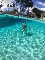 Wall Mural - Woman Underwater