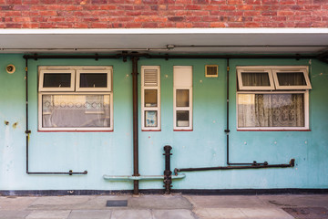 building of an old subsidized housing project in London